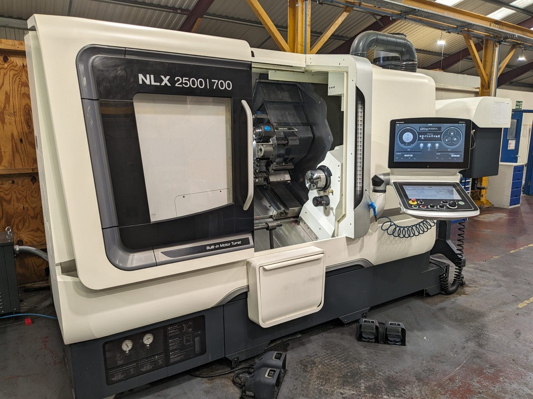 Superb Quality CNC and Conventional Machine Tools