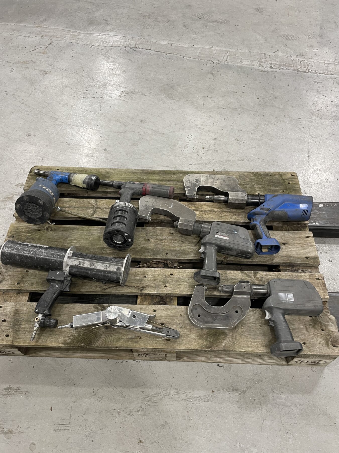 Contents of a Coach Building Workshop