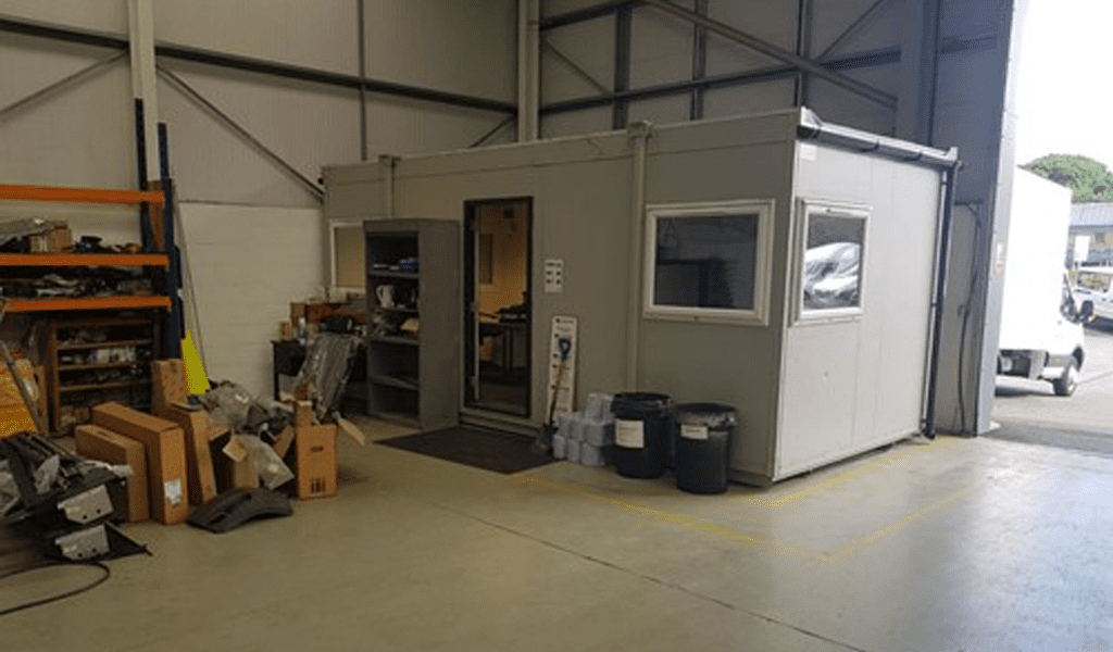 Garage Equipment from Turner Car Hire Ltd Van Rental